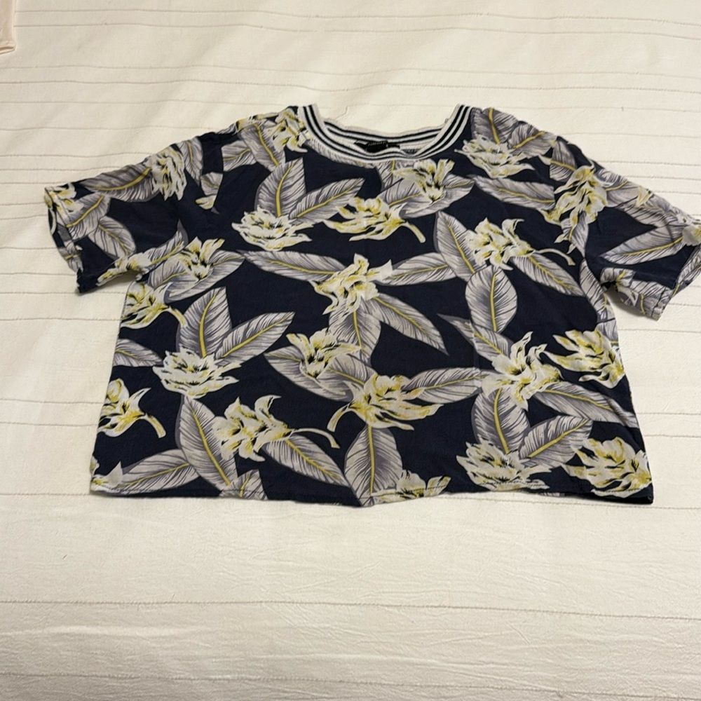 Forever 21 Hawaiian Shirt